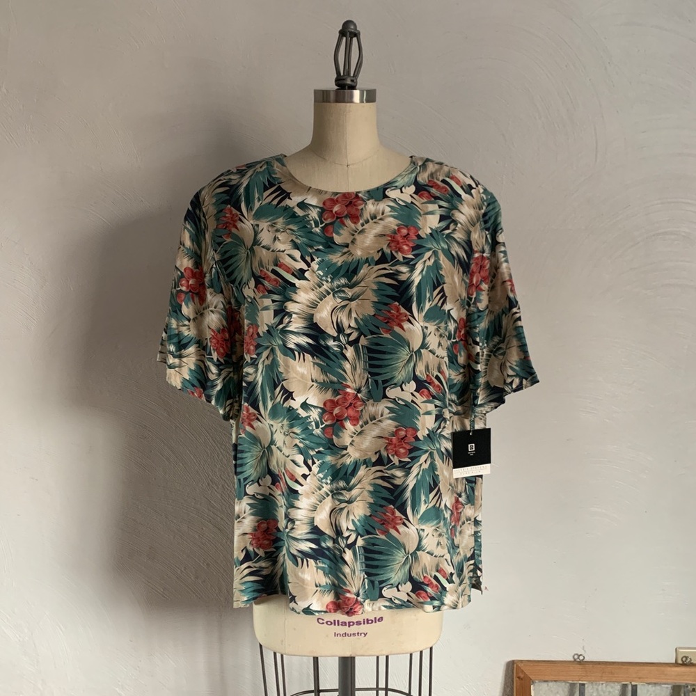 VTG 100% silk short sleeve tropical print blouse - NWT deadstock 80s earth tones